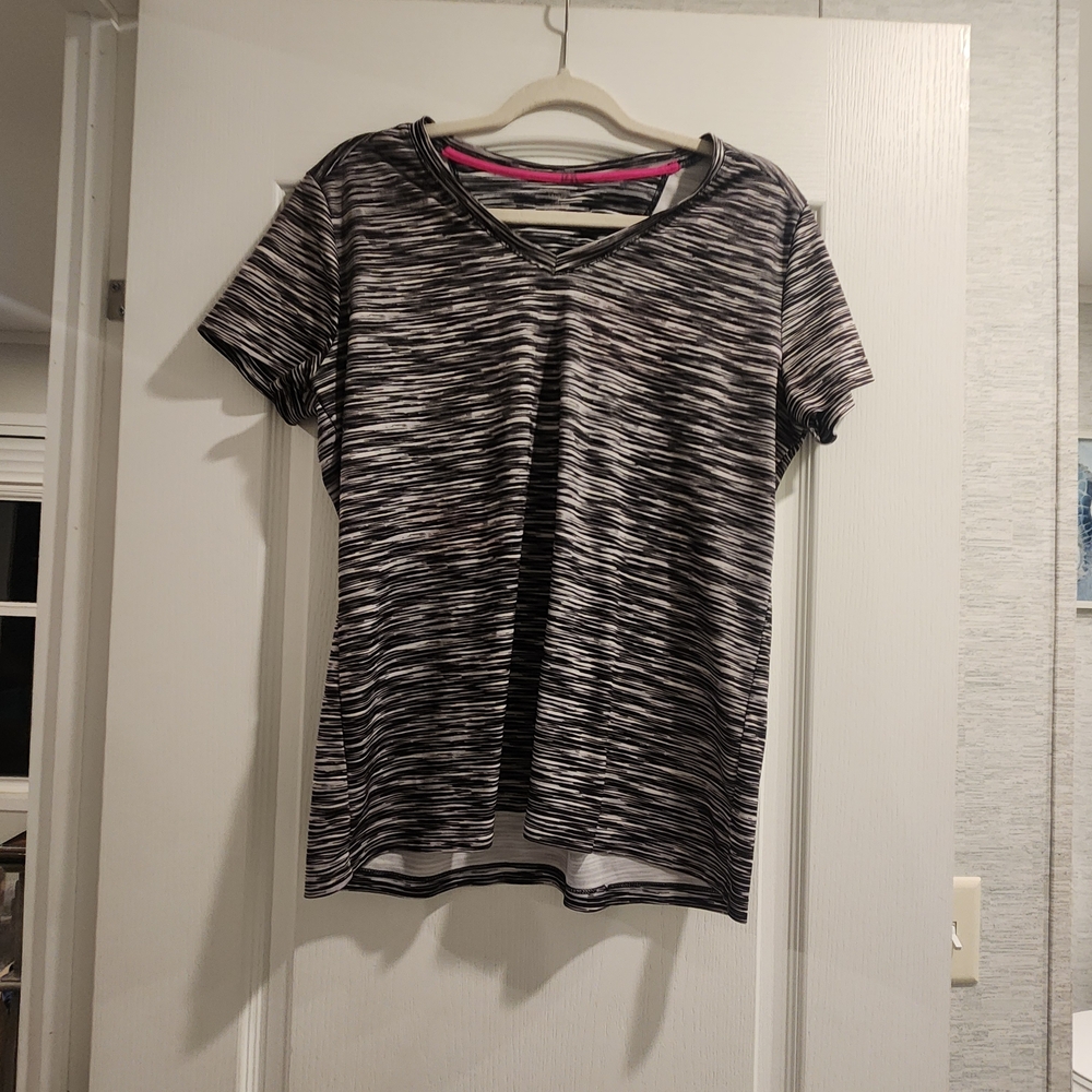 *RBX Black and White Patterned Blouse Size XL Euc*
